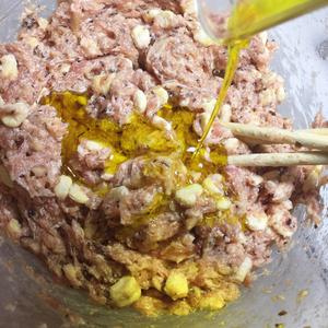 饺子肉馅调制技巧的做法 步骤6