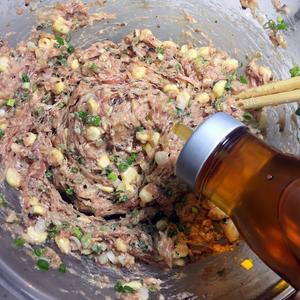饺子肉馅调制技巧的做法 步骤8